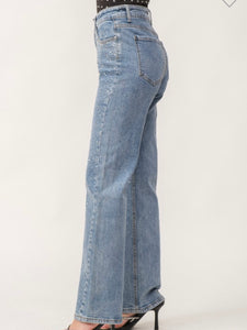 Arely Rhinestone Jeans